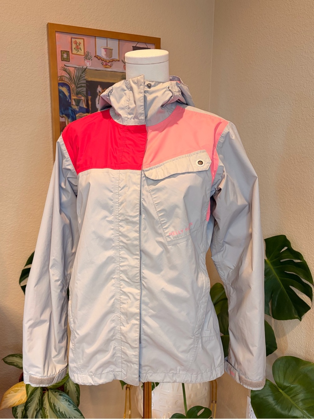 Helly Hansen Light Gray and Pink Women's Hooded Windbreaker Jacket - Size Small
